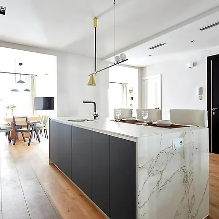 4-bedrooms * München