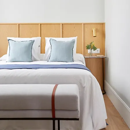 4-bedrooms Appartement *